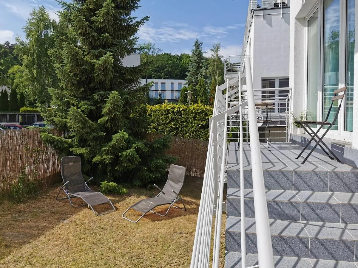 Apartament Apartament Bernadowska Lu B2 parter ogródek 800m morze Sopot
